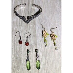 Earrings(3) & Bracelet Bundle - New